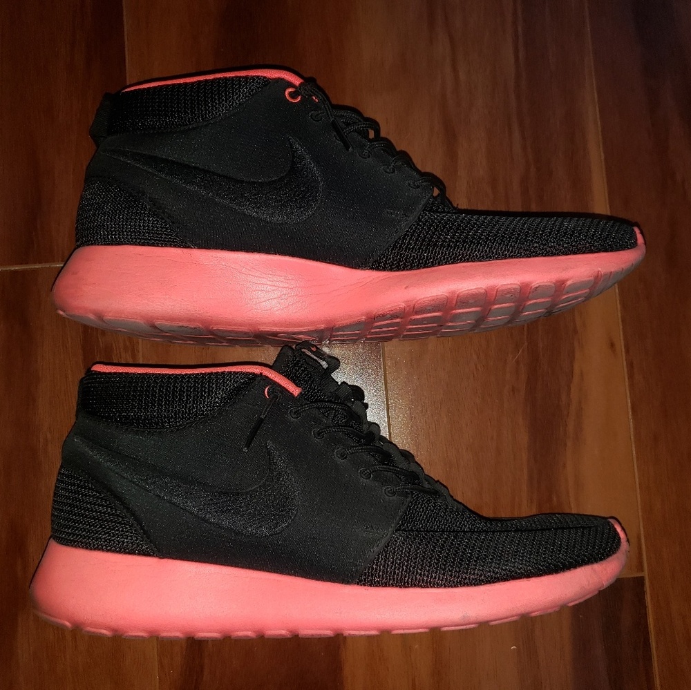 Roshe run high tops size 10.5